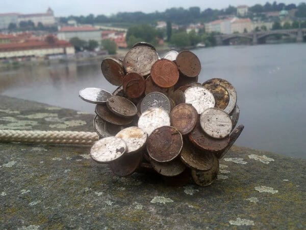 Какой поисковый магнит лучше выбрать